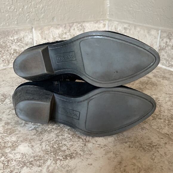 Frye & Co. Holly Zip Shootie Boots 70840 Womens Black Suede Ankle Bootie - Picture 3 of 9